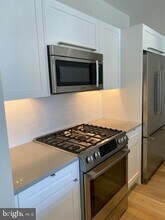 1805 Walnut St in Philadelphia, PA - Building Photo - Building Photo