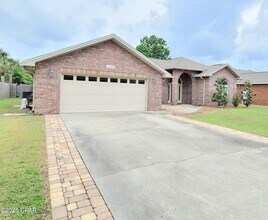 1224 Huntington Ridge Rd in Lynn Haven, FL - Building Photo - Building Photo