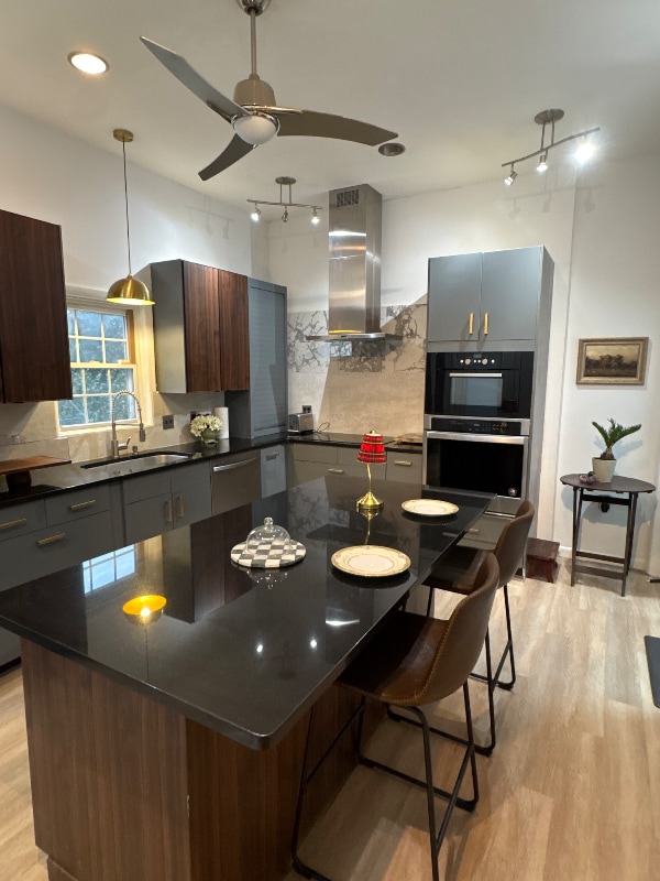 615 W Market St in Pottsville, PA - Foto de edificio - Building Photo