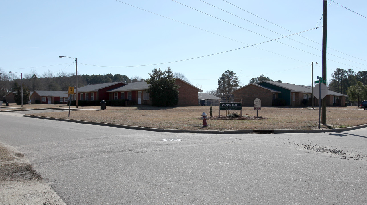 Wilkins Court in Smithfield, NC - Building Photo