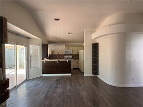 8209 Ogee Dr in Las Vegas, NV - Building Photo - Building Photo