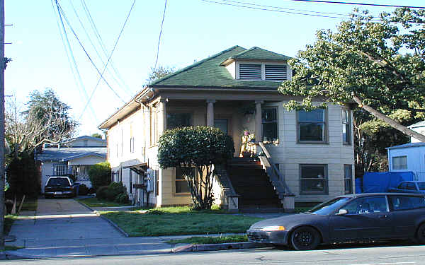 2120-2122 Lincoln Ave in Alameda, CA - Foto de edificio - Building Photo