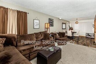 614 16th St N in Moorhead, MN - Building Photo - Building Photo