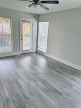 777 Riverside Dr in Coral Springs, FL - Building Photo - Building Photo