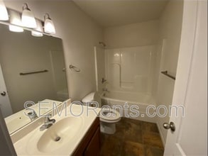3 Village Dr in Cape Girardeau, MO - Building Photo - Building Photo