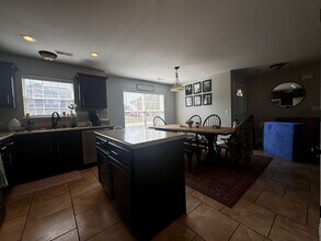 104 Granite Ct in St. Robert, MO - Building Photo - Building Photo