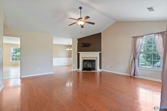 108 Landings Way Dr in Toney, AL - Building Photo - Building Photo