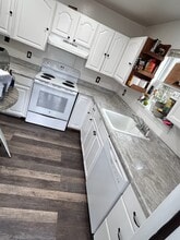 30 Brushwood Dr in Shirley, NY - Building Photo - Building Photo
