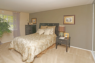 Villages at Cupertino in Cupertino, CA - Building Photo - Interior Photo