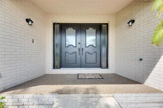 811 Eagle Ln in Apollo Beach, FL - Building Photo - Building Photo