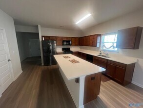 212 Fairbrook Dr in New Market, AL - Building Photo - Building Photo