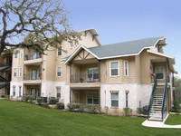 Legacy Oaks Apartments in Schertz, TX - Foto de edificio - Building Photo