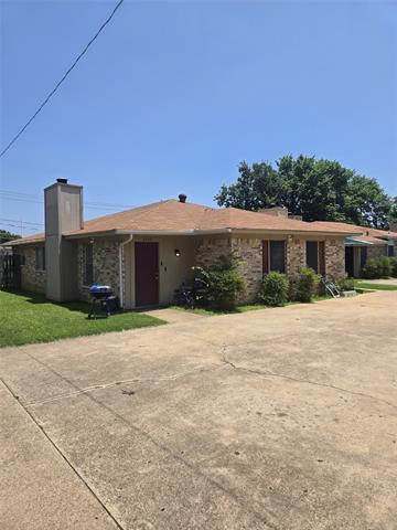 2405 Springmont Ct in Arlington, TX - Building Photo - Building Photo