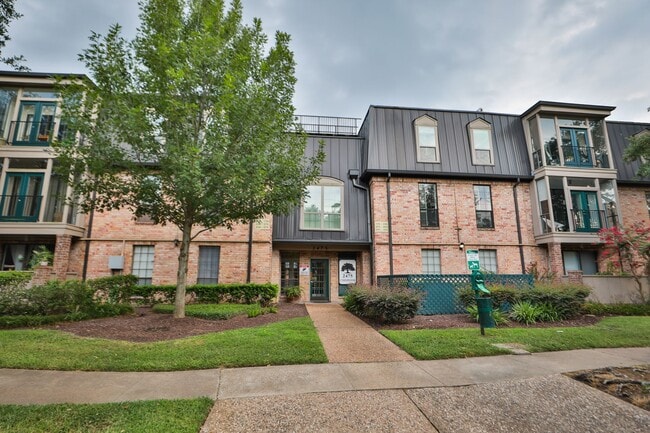 property at 2475 Underwood St