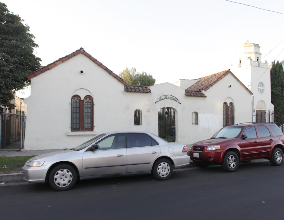 4144-4148 1/2 Monroe St in Los Angeles, CA - Building Photo