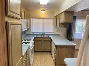 1117 Girard Blvd NE in Albuquerque, NM - Building Photo - Building Photo