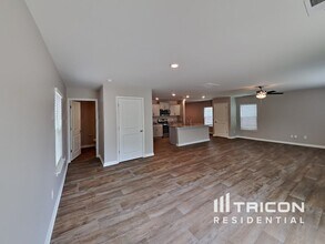 4568 Heatherly Rd in Winston-Salem, NC - Building Photo - Building Photo
