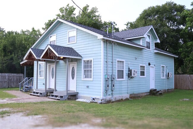 7301 Avenue K Ave in Houston, TX - Building Photo - Building Photo