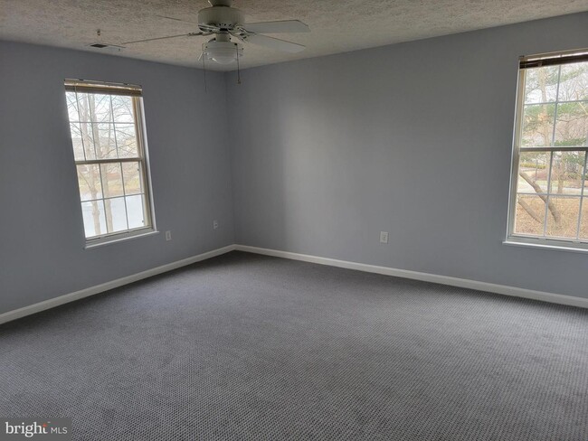 2454 Apple Blossom Ln-Unit -203 in Odenton, MD - Building Photo - Building Photo