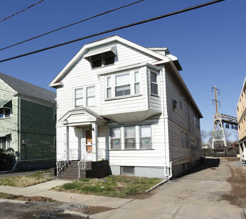 441 Erico Ave in Elizabeth, NJ - Building Photo