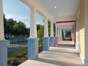 534 SW 6th Pl in Gainesville, FL - Building Photo - Building Photo