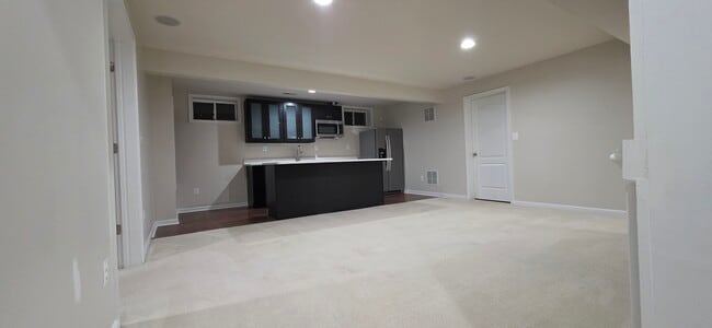 15401 Ewells Mill Way in Woodbridge, VA - Building Photo - Building Photo
