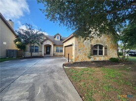 803 Lodge Creek Dr in New Braunfels, TX - Building Photo