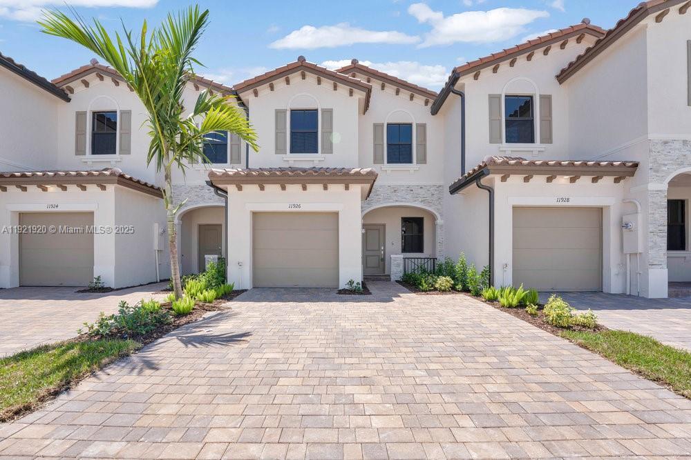 11926 SW 247th Ter in Homestead, FL - Building Photo