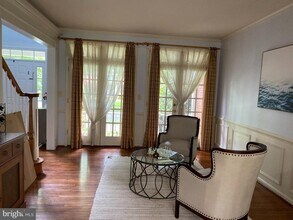 13909 Willow Tree Dr in Rockville, MD - Building Photo - Building Photo