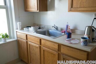 90 Maple St in Malden, MA - Foto de edificio - Building Photo