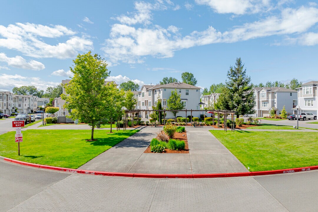 Stonebrook Townhomes in Fife, WA - Building Photo