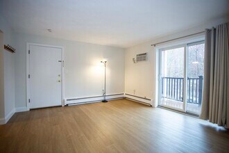 5 Washington St in Reading, MA - Building Photo - Building Photo