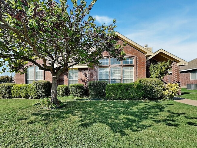 property at 201 Parkway Ct