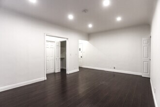 7223-7229 Willoughby in Los Angeles, CA - Foto de edificio - Interior Photo