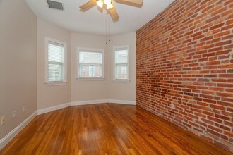 44 Mt Vernon St in Boston, MA - Building Photo - Building Photo