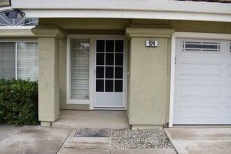 924 Christy Ct in Tracy, CA - Building Photo - Building Photo