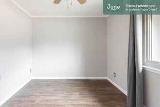 10307 Quail Ridge Dr-Unit -B in Austin, TX - Building Photo - Building Photo