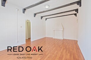 520 Serrano Ave in Los Angeles, CA - Building Photo
