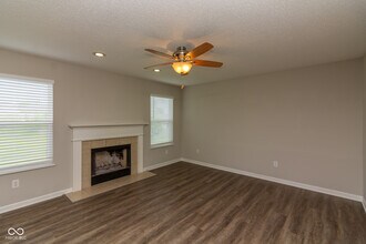 1439 Dowell St in Greenwood, IN - Building Photo - Building Photo