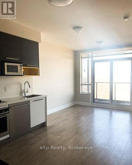 36 Park Lawn Rd in Toronto, ON - Building Photo - Building Photo