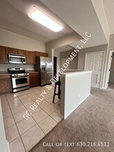 125 Lakeview Dr in Bloomingdale, IL - Building Photo - Building Photo