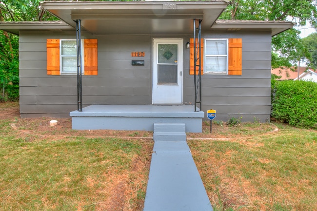 property at 1140 SW Binkley St