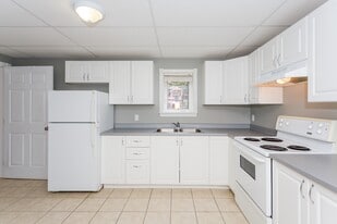 15 Moore Dr in Charlottetown, PE - Building Photo