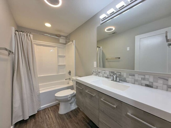 6606 S Springview St in Spokane, WA - Building Photo - Building Photo