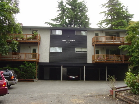 Lake Terrace Apartments in Bellingham, WA - Foto de edificio