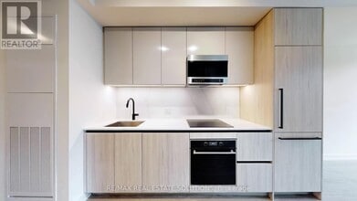 425 Front St E in Toronto, ON - Building Photo - Building Photo