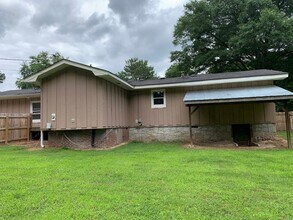 3337 Lenora Church Rd in Snellville, GA - Building Photo - Building Photo