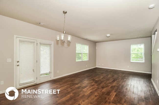 2944 S Hills in Riverdale, GA - Building Photo - Building Photo