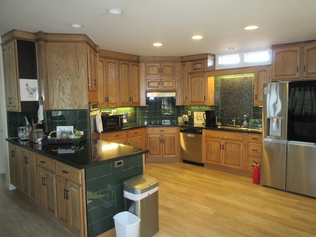 851 Fresno St in Pismo Beach, CA - Building Photo - Building Photo