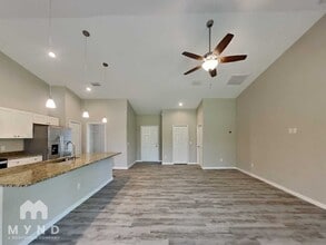 2423 Mindlin Ln in North Port, FL - Building Photo - Building Photo